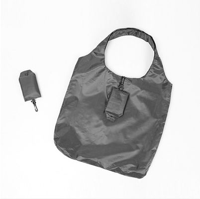 Customized Fold Away Grocery Bag Polyester Strawberry Folding Bag Environmental Protection